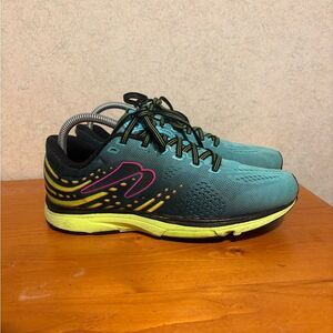 Newton Women's Athletic Shoes - Teal and Yellow
